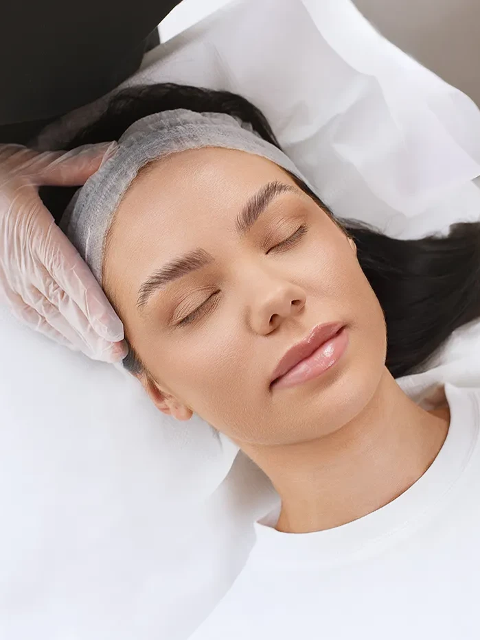 Mezoterapie facială la AMOO Klinik București